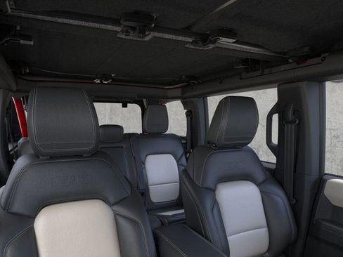 New 2026 Ford Bronco Outer Banks w/ Sasquatch Package image 12