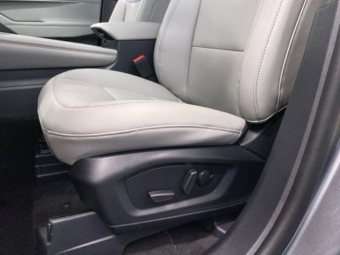 New 2026 Ford Explorer Active w/ Active Comfort Package image 26