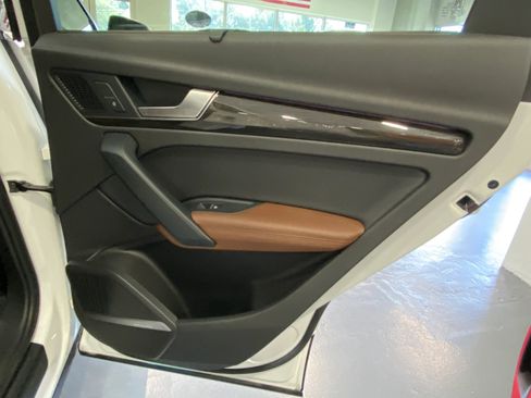 Used 2018 Audi Q5 Prestige image 49