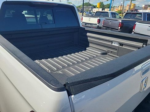 Used 2023 Honda Ridgeline RTL image 4