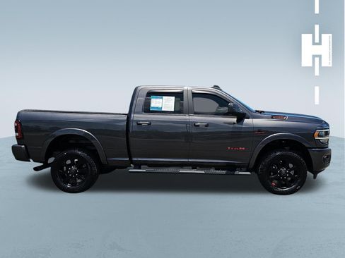 Used 2020 RAM 2500 Laramie w/ Night Edition AWD/4WD image 3