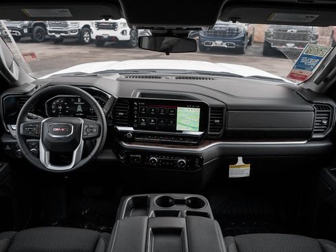 New 2026 GMC Sierra 1500 SLE image 11