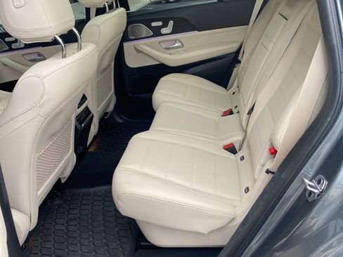 Certified 2024 Mercedes-Benz GLS 450 4MATIC image 5