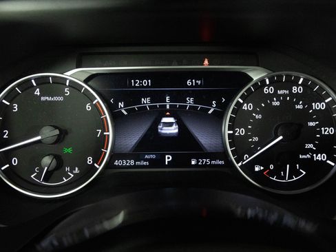 Used 2023 Nissan Rogue SL w/ SL Premium Package image 32