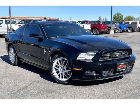 Used 2013 Ford Mustang Premium RWD image 2