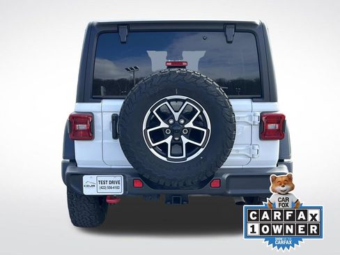 Used 2025 Jeep Wrangler Rubicon image 4