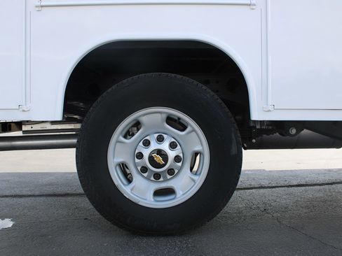 Used 2024 Chevrolet Silverado 2500 W/T w/ WT Convenience Package RWD image 36