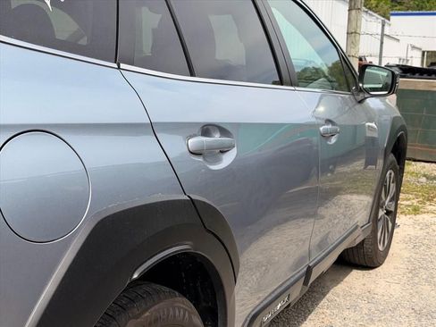 Certified 2024 Subaru Outback Limited AWD/4WD image 16