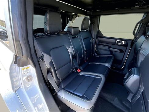 New 2026 Ford Bronco Outer Banks AWD/4WD image 11