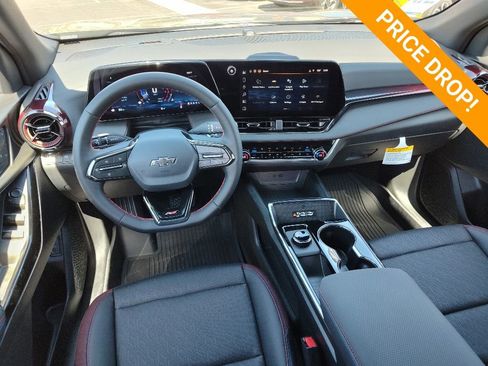 New 2026 Chevrolet Equinox RS w/ Convenience Package III image 7