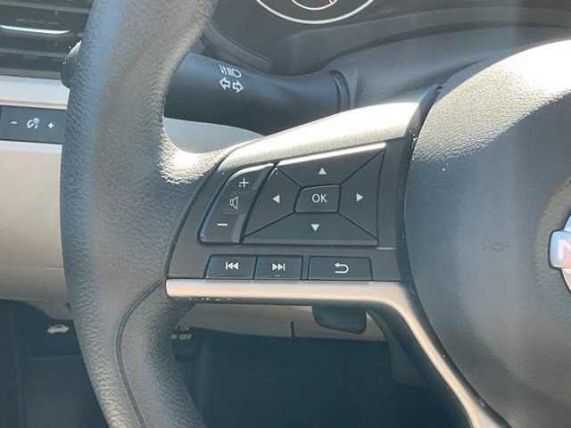 Used 2025 Nissan Altima 2.5 SV FWD image 22
