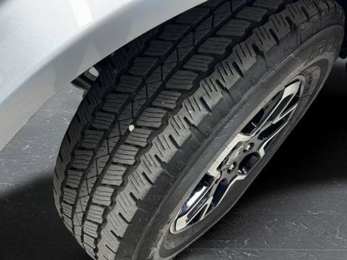 Used 2024 Ford Bronco Outer Banks AWD/4WD image 35