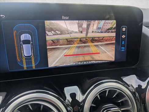 Certified 2025 Mercedes-Benz GLA 250 image 12