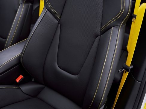 Used 2025 Porsche 911 Turbo S image 45