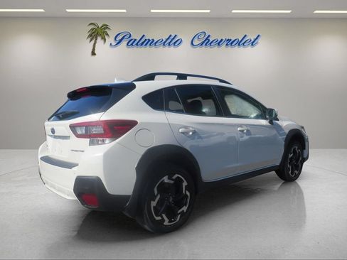 Used 2022 Subaru Crosstrek 2.5i Limited w/ Moonroof Package 1 AWD/4WD image 3