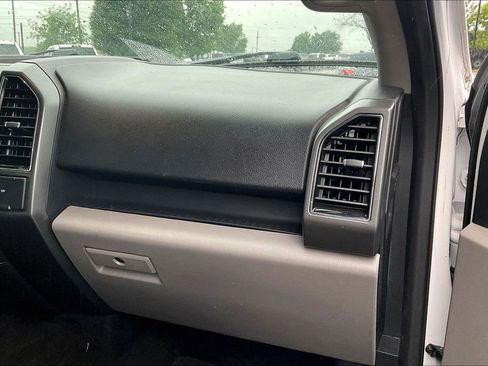 Used 2018 Ford F150 XLT RWD image 16