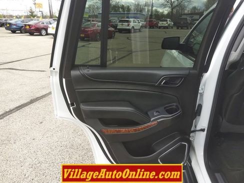 Used 2016 Chevrolet Tahoe LTZ AWD/4WD image 32