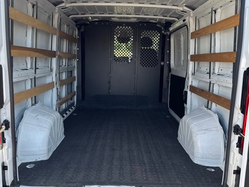 Used 2023 RAM ProMaster 2500 image 12