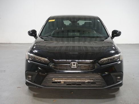 Used 2023 Honda Civic Sport image 2