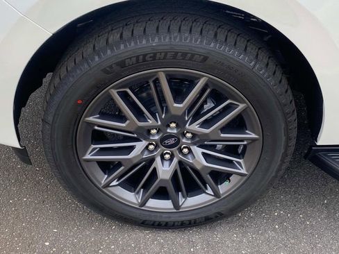 New 2026 Ford Expedition Max Platinum AWD/4WD image 5