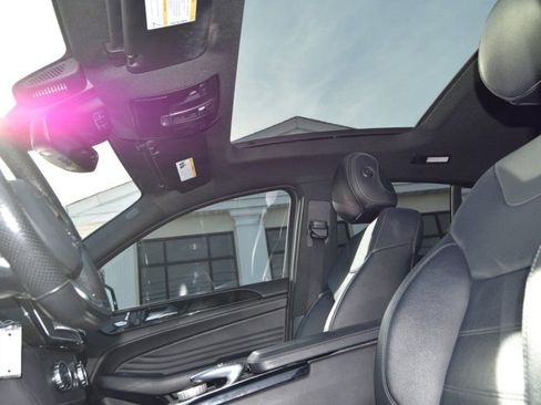 Used 2019 Mercedes-Benz GLE 43 AMG 4MATIC w/ Premium 3 Package image 33