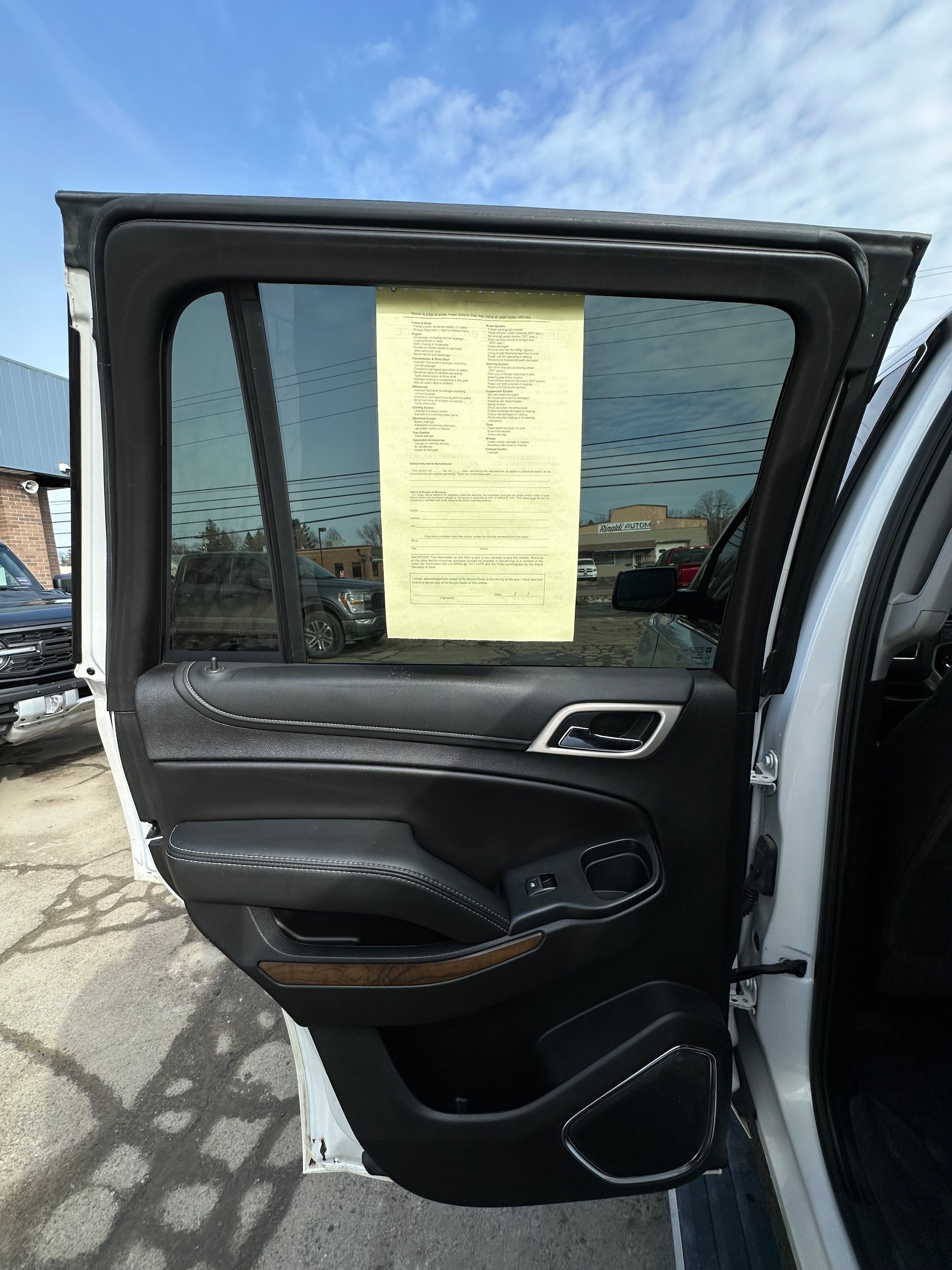 Used 2019 GMC Yukon Denali w/ Denali Ultimate Package AWD/4WD image 22