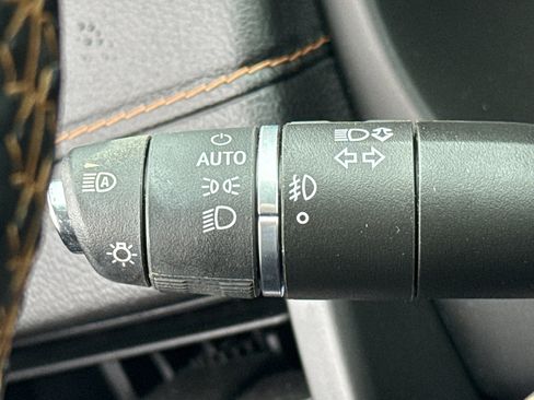 Used 2023 GMC Terrain AT4 w/ Tech Package AWD/4WD image 17