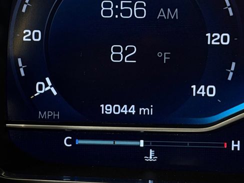 Used 2024 Chevrolet Suburban High Country w/ Premium Package 2 RWD image 15
