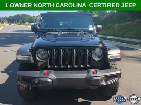 Used 2023 Jeep Wrangler Unlimited Rubicon w/ Cold Weather Group AWD/4WD image 16