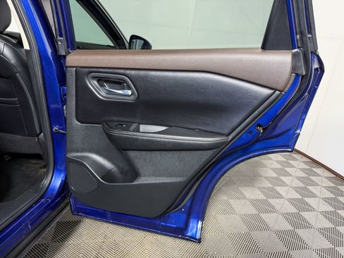 Certified 2021 Nissan Rogue SV AWD/4WD image 43