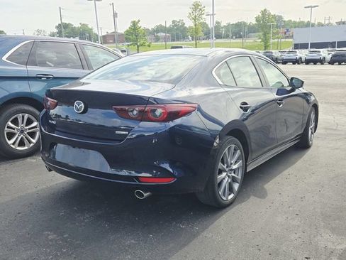 Used 2024 MAZDA MAZDA3 s FWD image 3