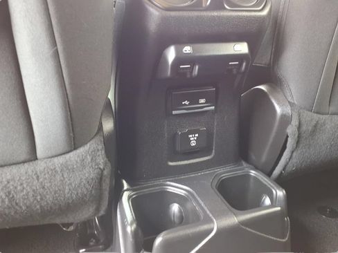 Certified 2019 Jeep Wrangler Unlimited Sahara AWD/4WD image 24