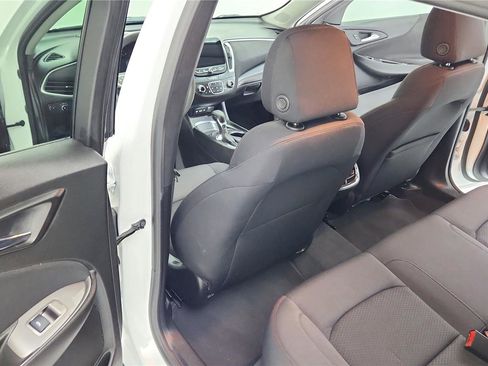 Used 2023 Chevrolet Malibu LT image 25