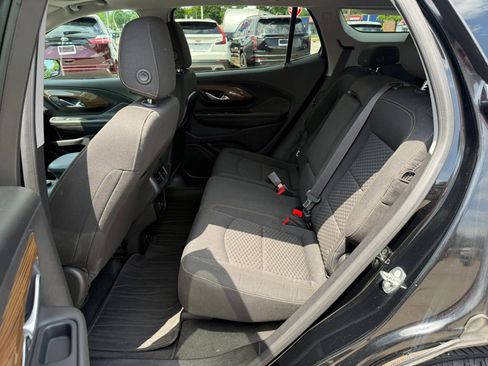 Used 2018 GMC Terrain SLE w/ Driver Convenience Package AWD/4WD image 28