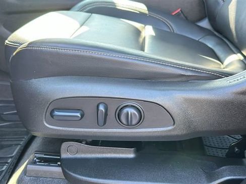 Used 2019 Chevrolet Traverse Premier w/ LPO, Floor Liner Package image 10