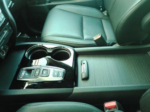 Used 2021 Honda Pilot Touring image 51