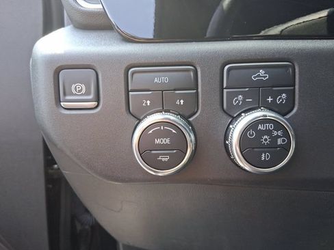 Used 2024 GMC Sierra 1500 Elevation AWD/4WD image 15