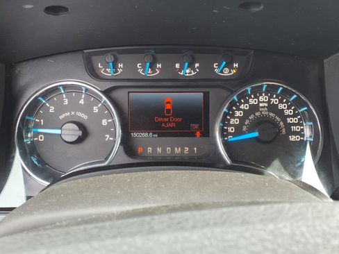 Used 2014 Ford F150 XLT w/ Equipment Group 302A Luxury AWD/4WD image 14