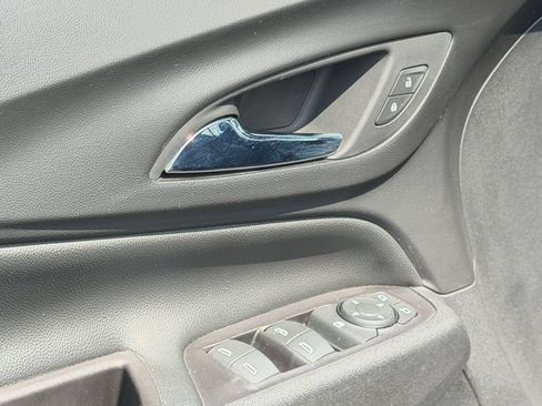 Used 2020 Chevrolet Equinox Premier AWD/4WD image 23