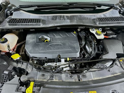 Used 2017 Ford Escape SE FWD image 31
