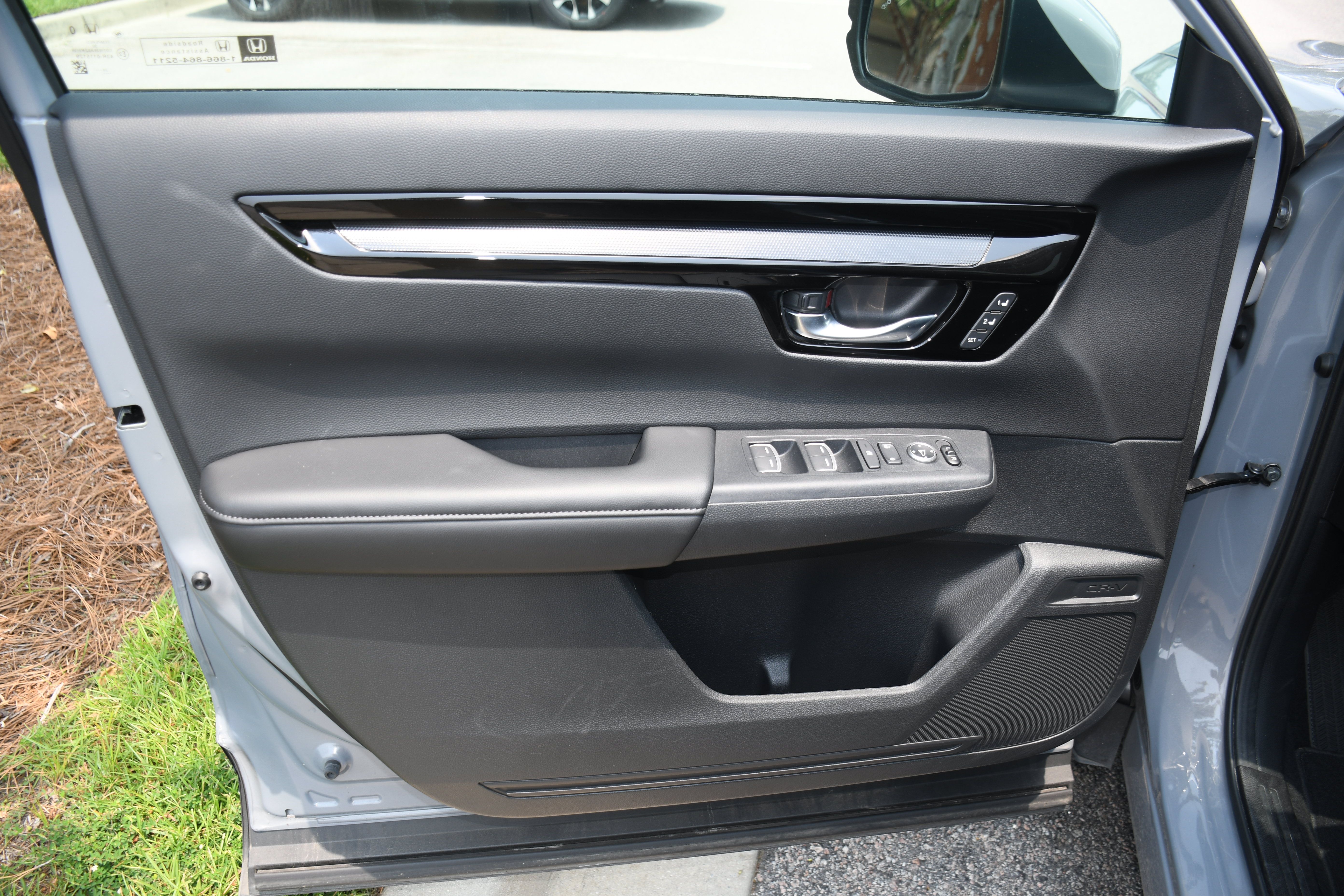 Used 2025 Honda CR-V EX-L image 10