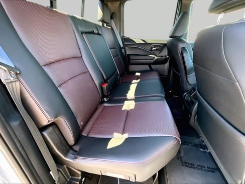 Used 2023 Honda Ridgeline Black Edition image 19