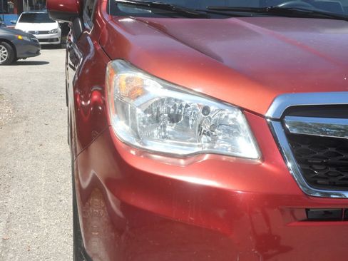 Used 2014 Subaru Forester 2.5i Premium w/ Popular Package #2 AWD/4WD image 7