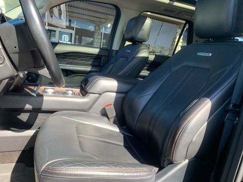 Used 2021 Ford Expedition Max Platinum image 15