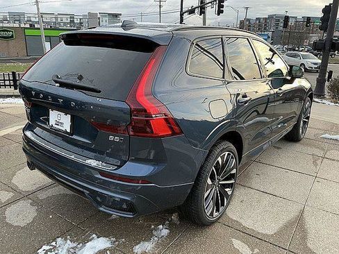 New 2026 Volvo XC60 B5 Ultra w/ Protection Package Premier AWD/4WD image 6