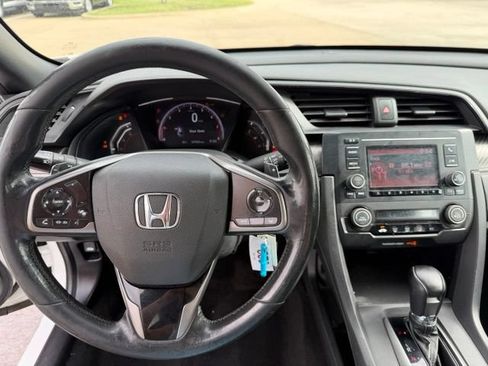 Used 2019 Honda Civic Sport image 12