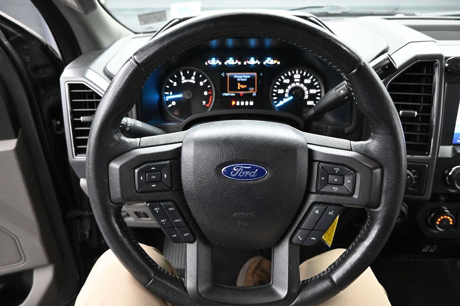 Used 2020 Ford F150 XLT w/ Equipment Group 302A Luxury AWD/4WD image 12