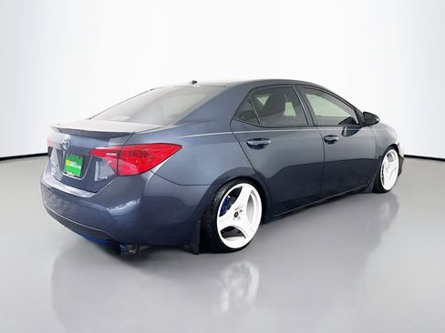 Used 2018 Toyota Corolla SE image 10