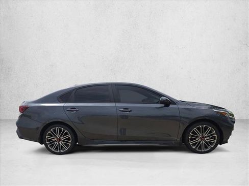 Used 2022 Kia Forte GT w/ GT Technology Package FWD image 4