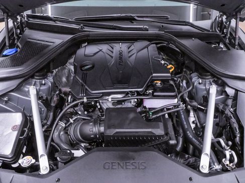 Certified 2025 Genesis G80 2.5T Advanced AWD/4WD image 22